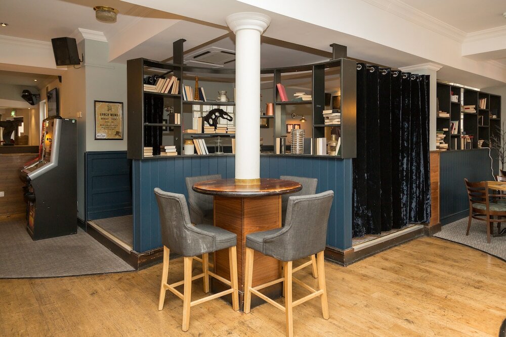 Фото White Hart, Newmarket by Marston's Inns