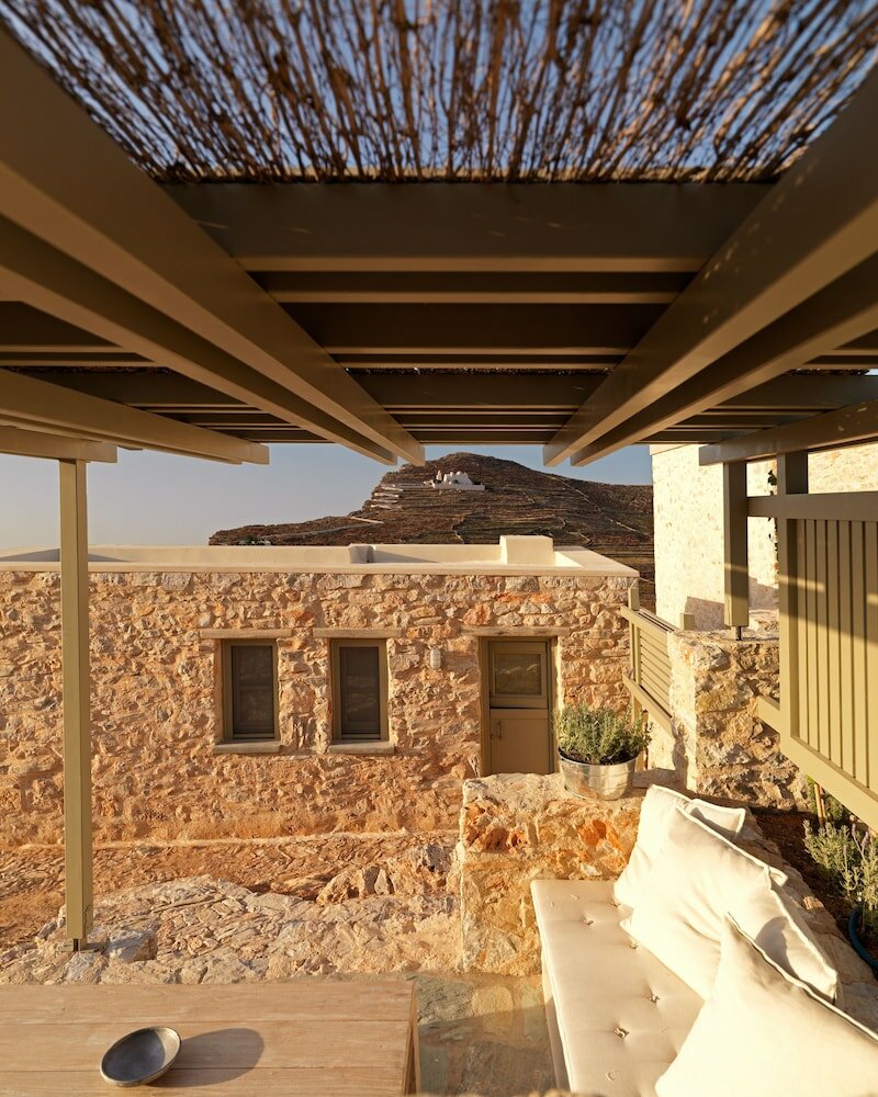 Фото Themonies Luxury Suites