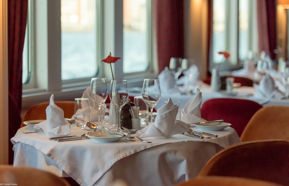 Фото Select Ms Charles Dickens - Neuss