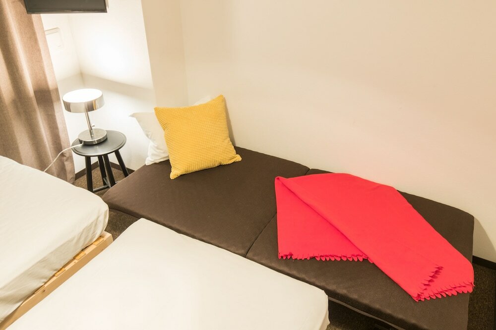 Фото Uro apt Tsuruhashi station