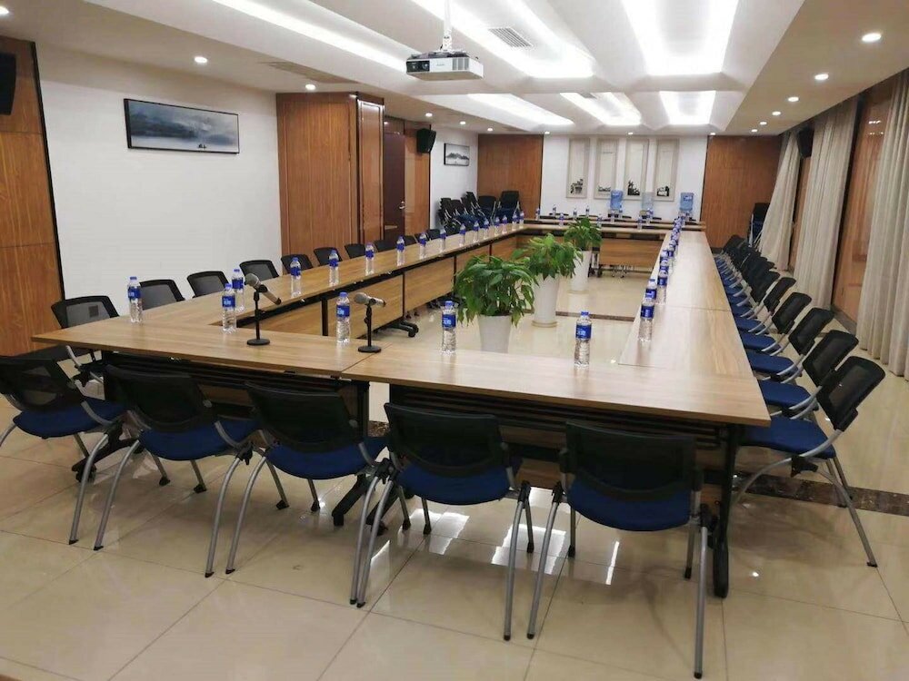 Фото Ibis Styles Nanjing Qilin Gate Hotel