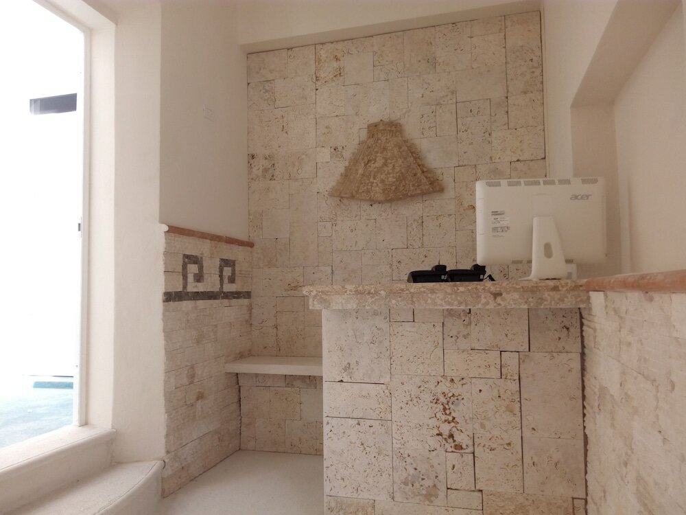 Фото Mayab Suites Hotel