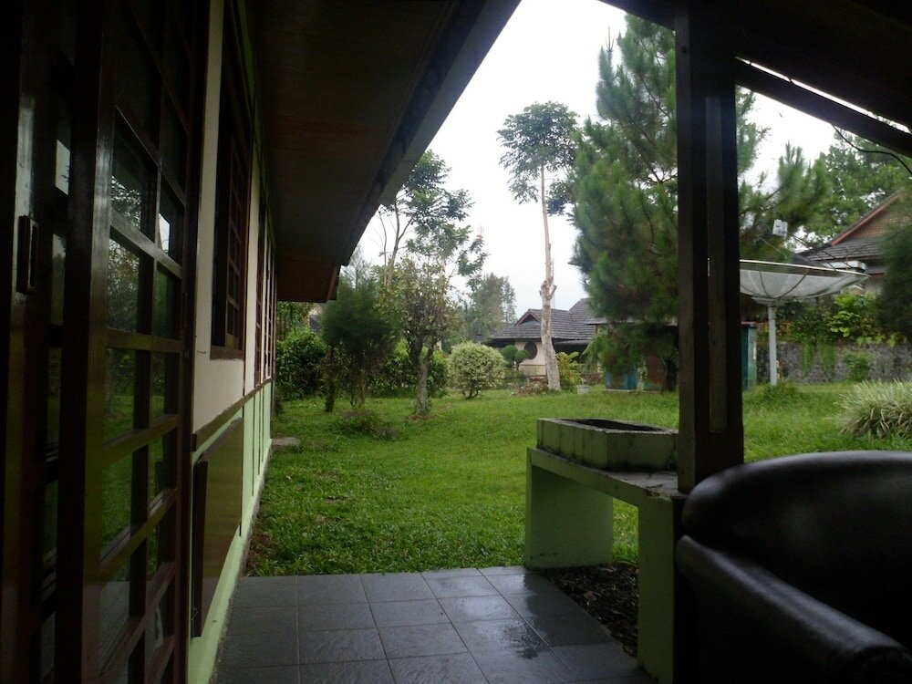 Фото Villa Kota Bunga Seruni