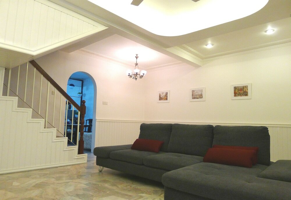 Фото Bukit Tinggi Klang - Cozy Home