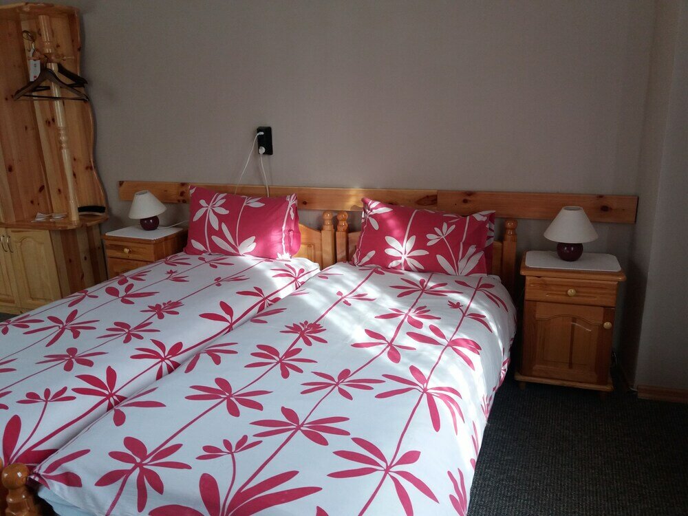 Фото The English Guest-House