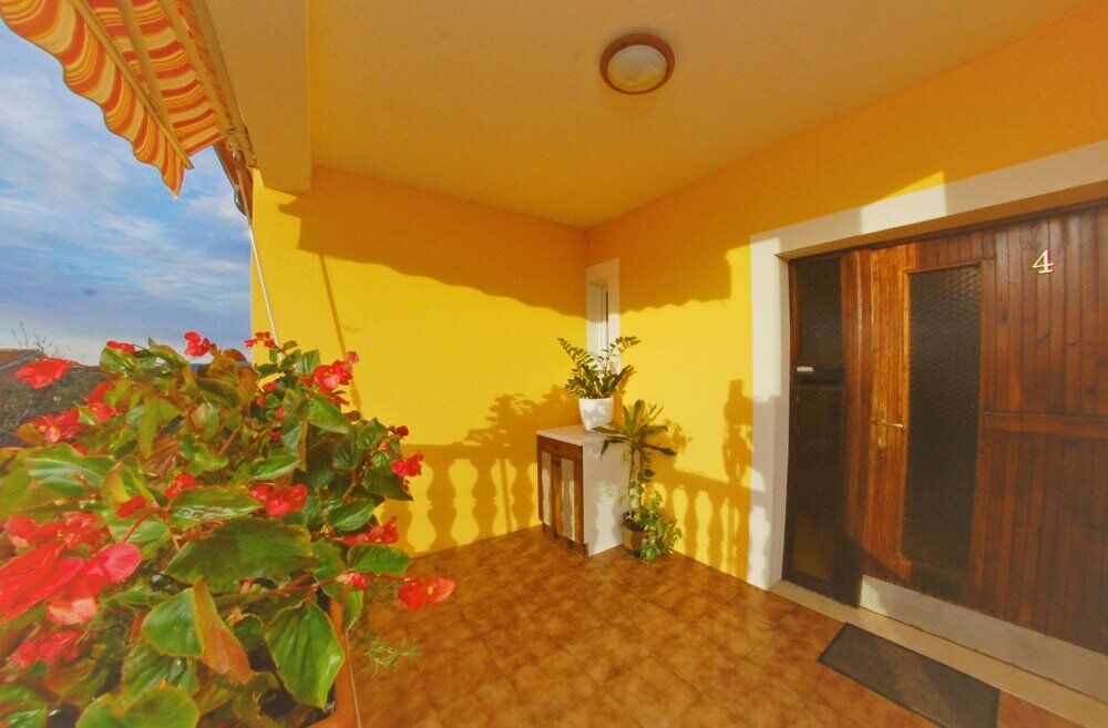 Фото Vacation Pool Apartments