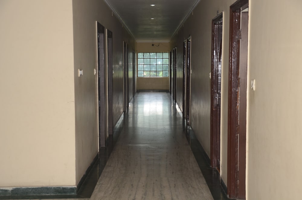 Фото Oyo 29689 Hotel Pramod