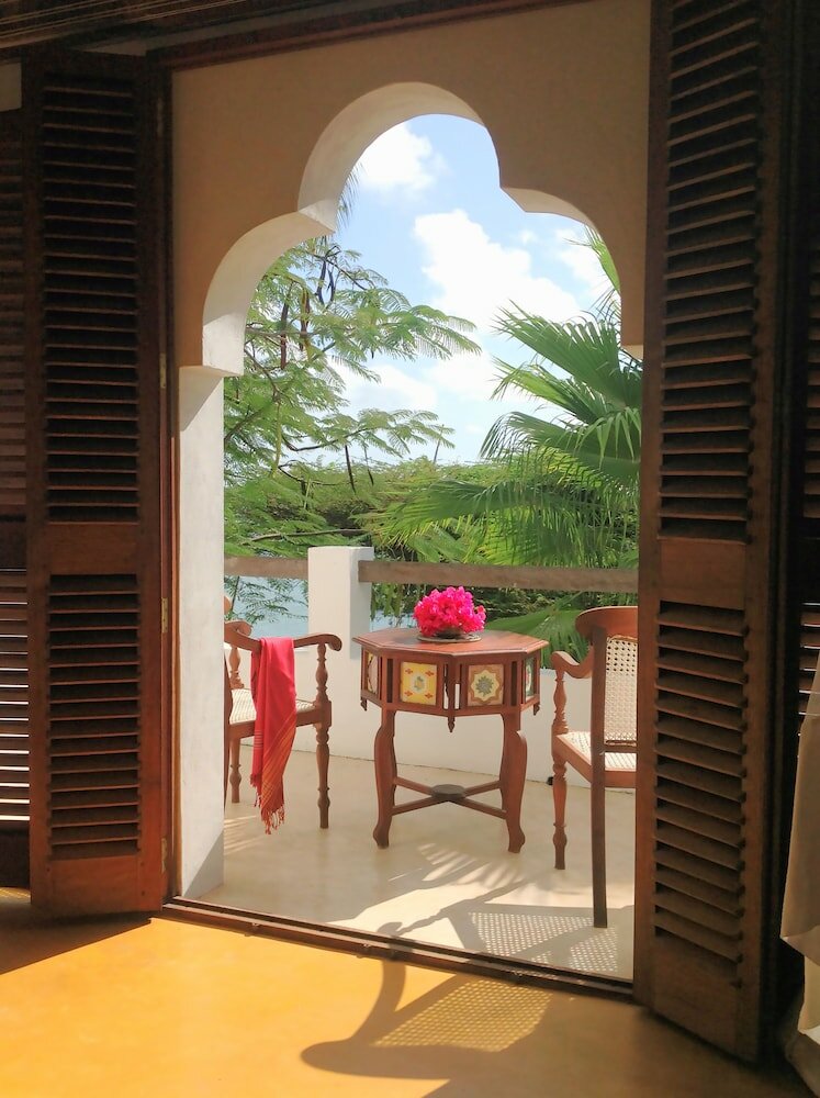 Фото Kijani Hotel