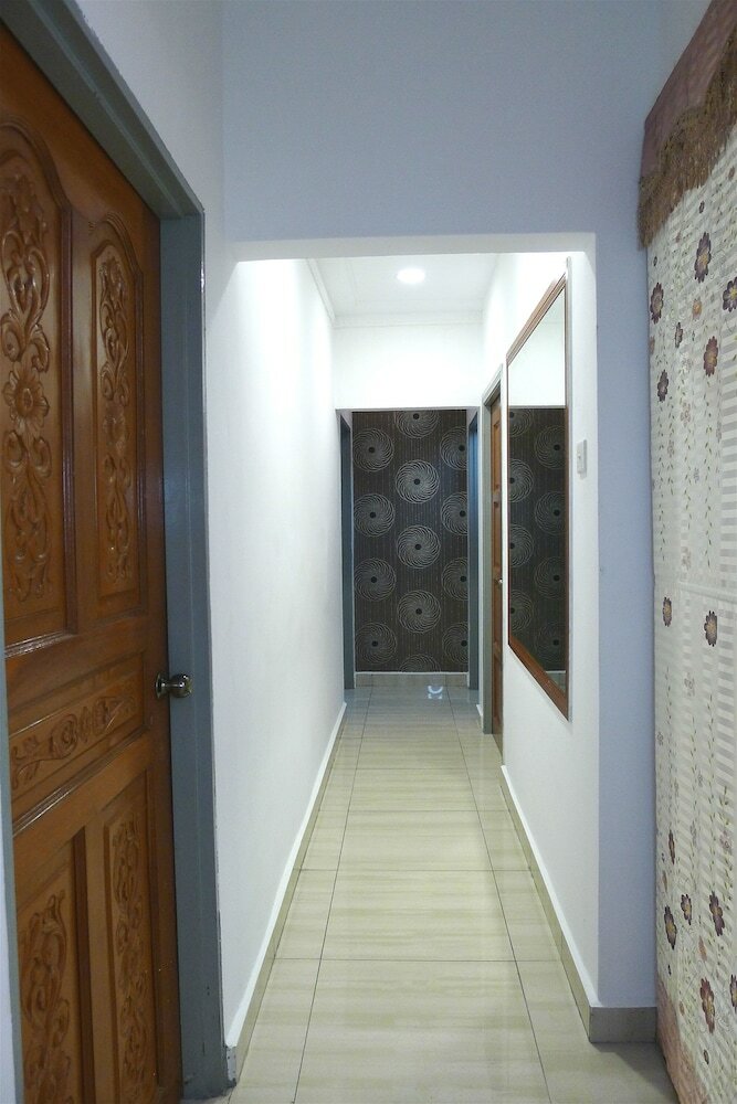 Фото Bukit Tinggi Klang - Cozy Home