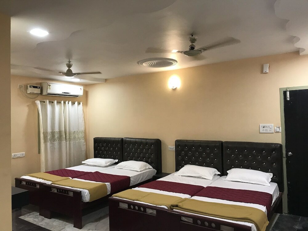 Фото Royal Palace Marina