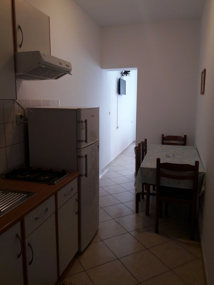 Фото Apartments Metajna X