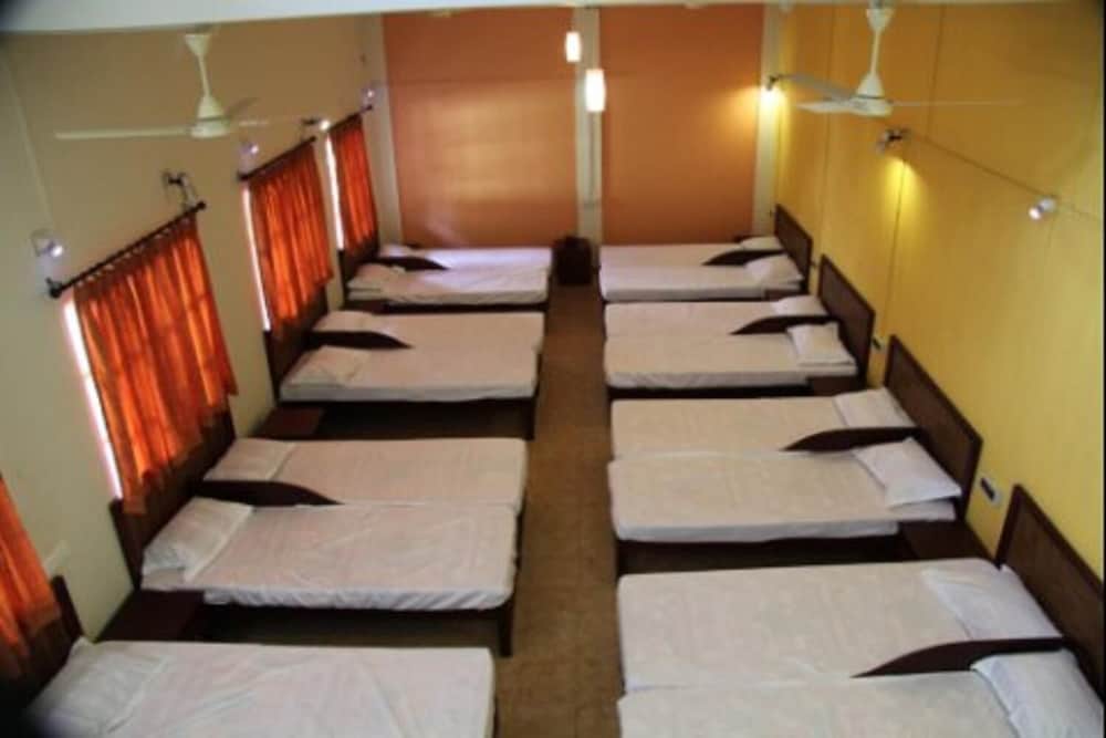 Фото Wynd Valley Garden Resort