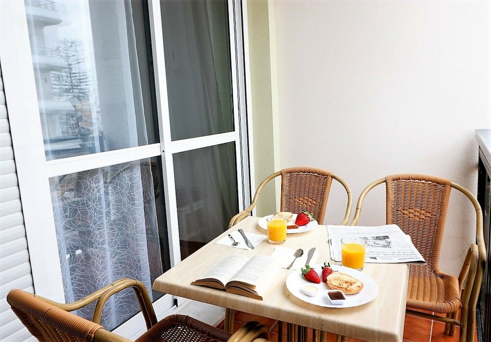 Фото Apartamentos San Francisco by Summerland