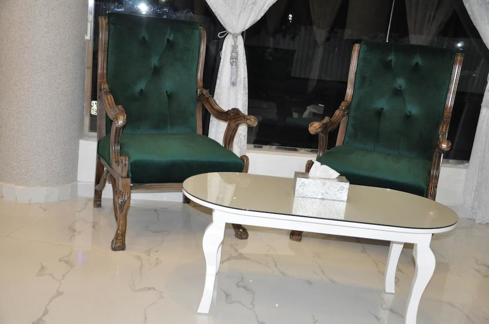 Фото Reality Suits