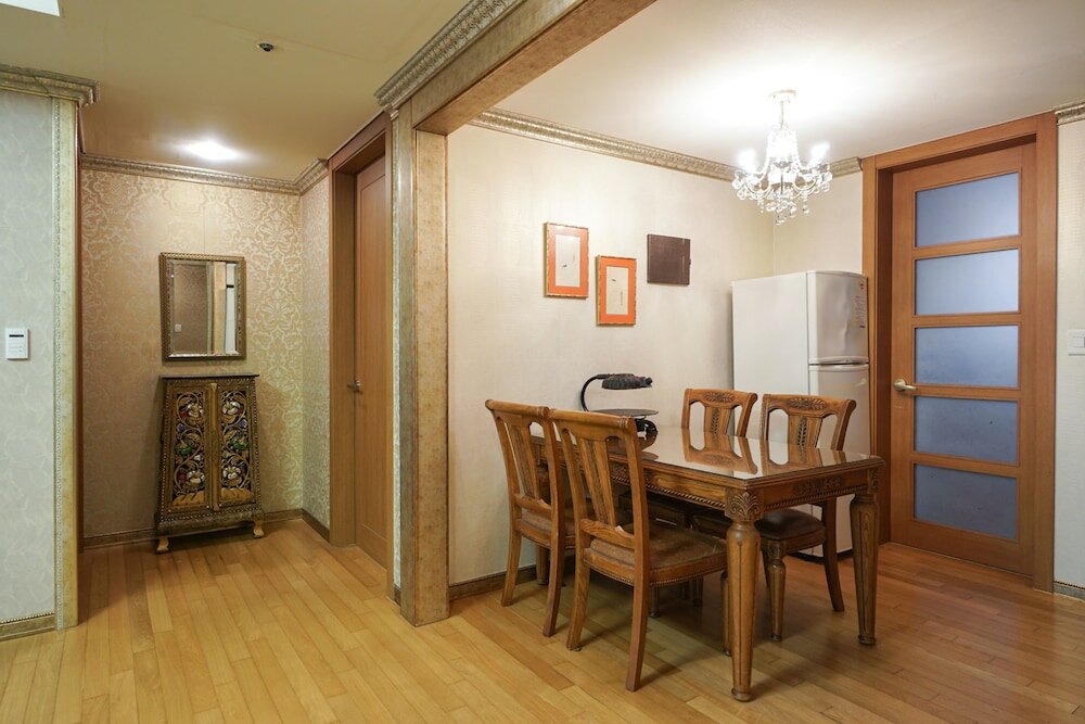 Фото Gangnam Galaxy Apartment 1