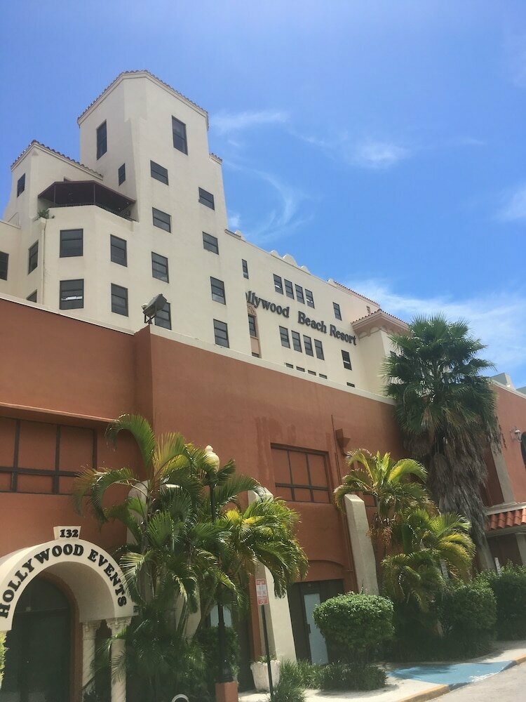 Hotel Hollywood Beach Resort- Beautiful Large Studio, Hollywood, photo