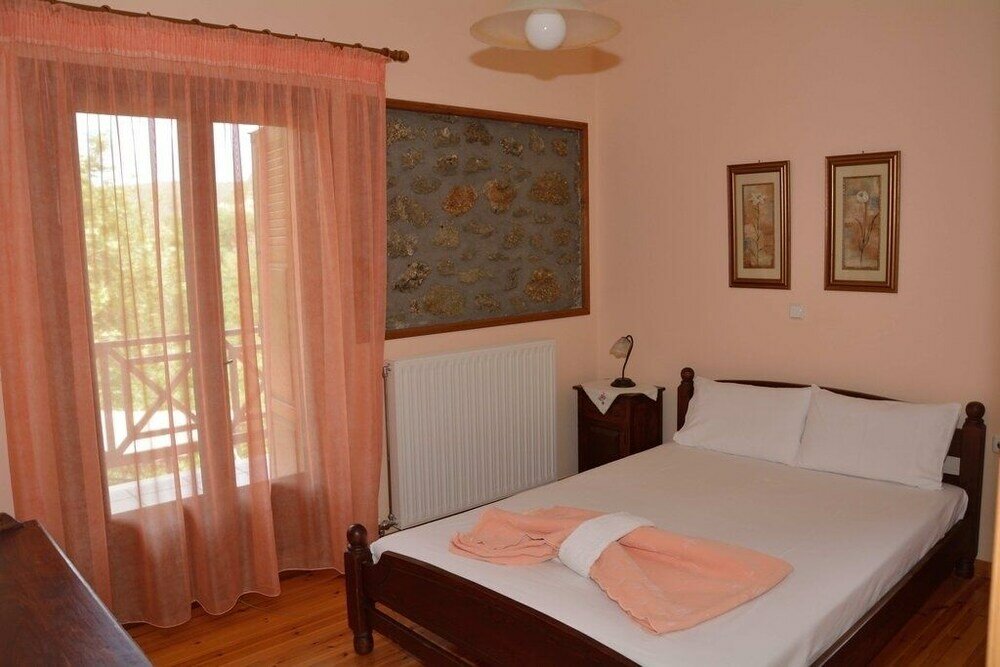 Фото Evrostini Guest House