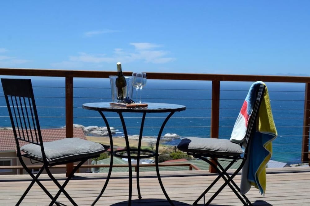 Фото Oceans Drift Guest House - Adults Only