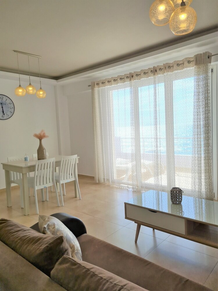 Фото Bella Mare Luxury Apartments