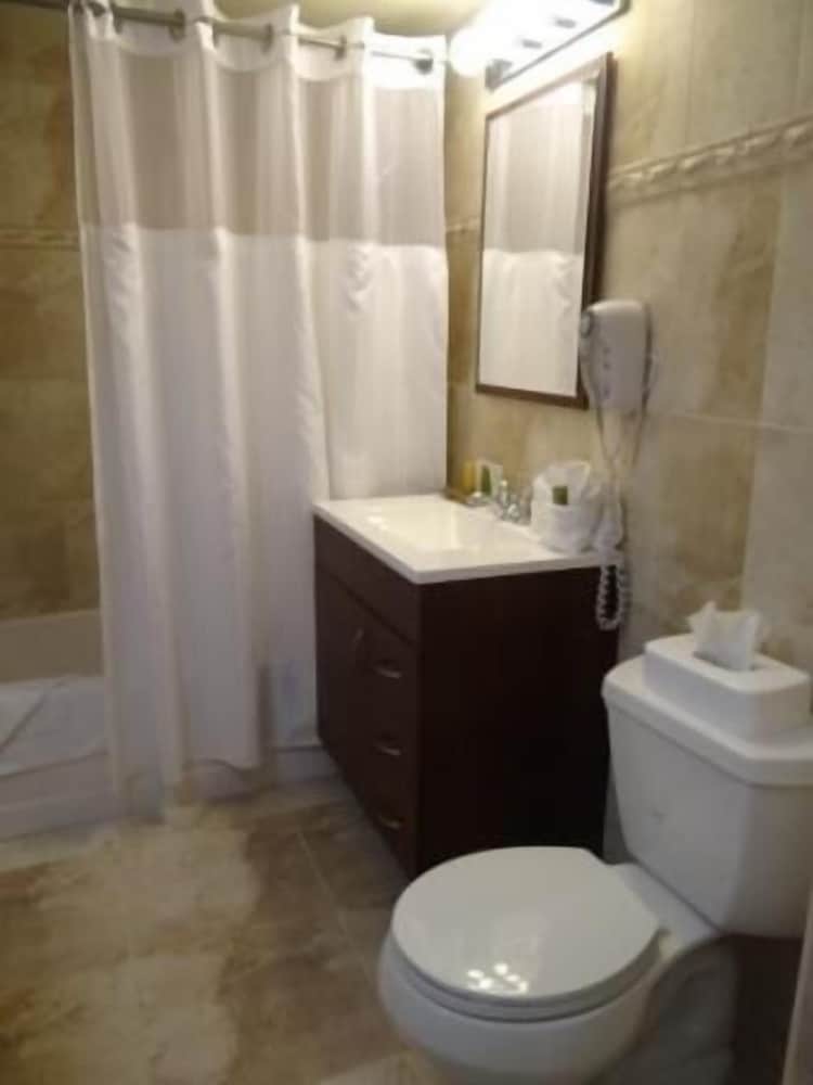 Фото Hollywood Beach Resort -two Bedrooms Sleeps 6