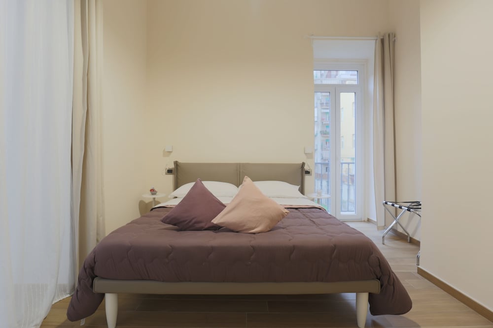 Фото Musto Suites & Rooms