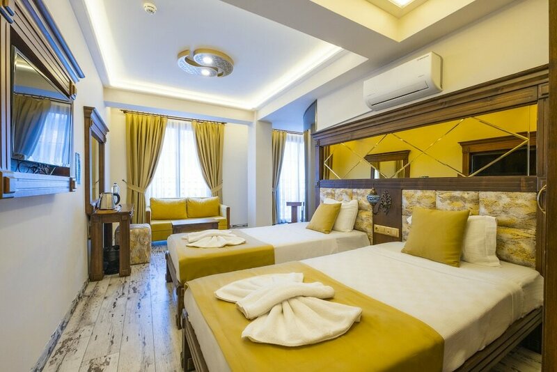 Гостиница Reis Royal Hotel в Фетхие