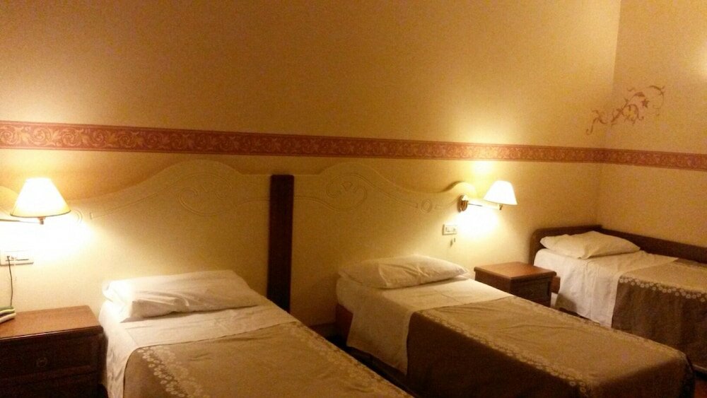 Фото Albergo Ristorante Flora