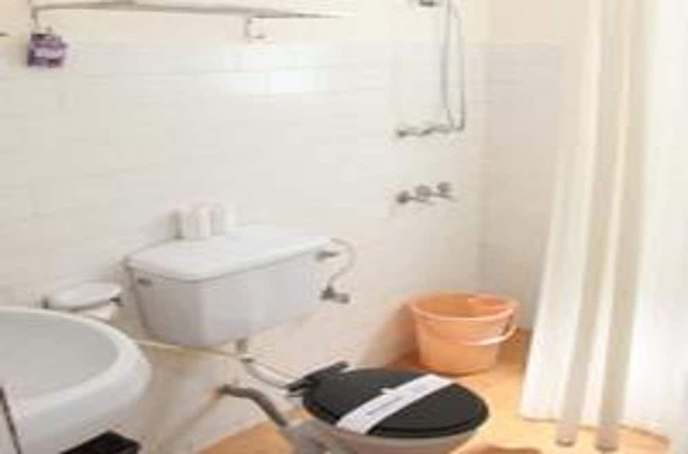 Фото Alor Grande Holiday Resort