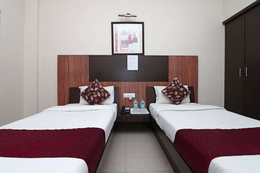 Фото Oyo 4754 Hotel Center Point