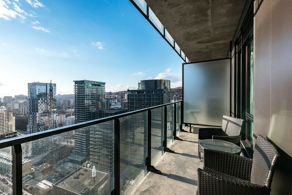 Фото Luxury home in downtown Montreal