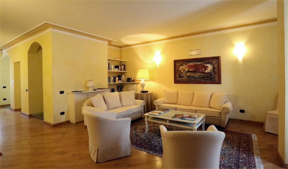 Фото Albergo Castiglione Langhe