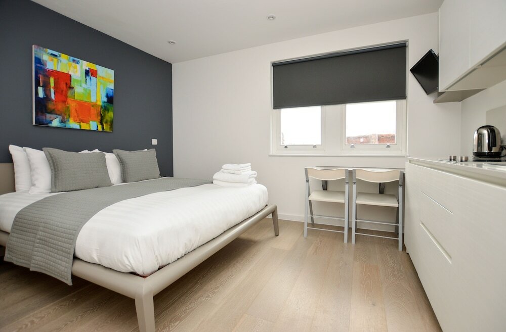 Фото North West 6 Apartments