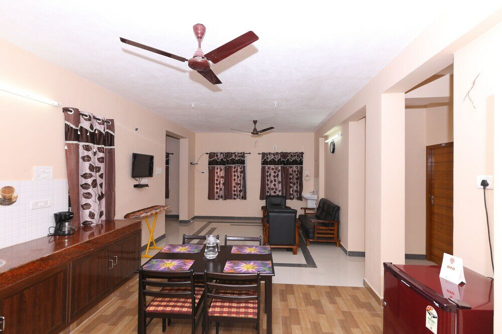 Фото Oyo 7722 Sorgam Serviced Apartments