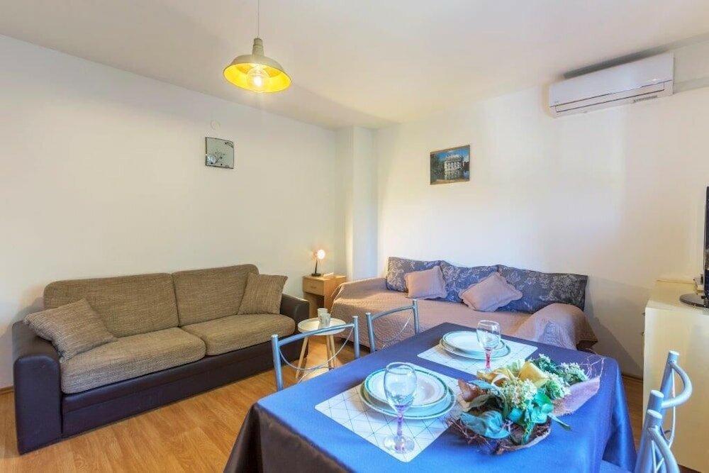 Фото Apartments Jasmine 1008