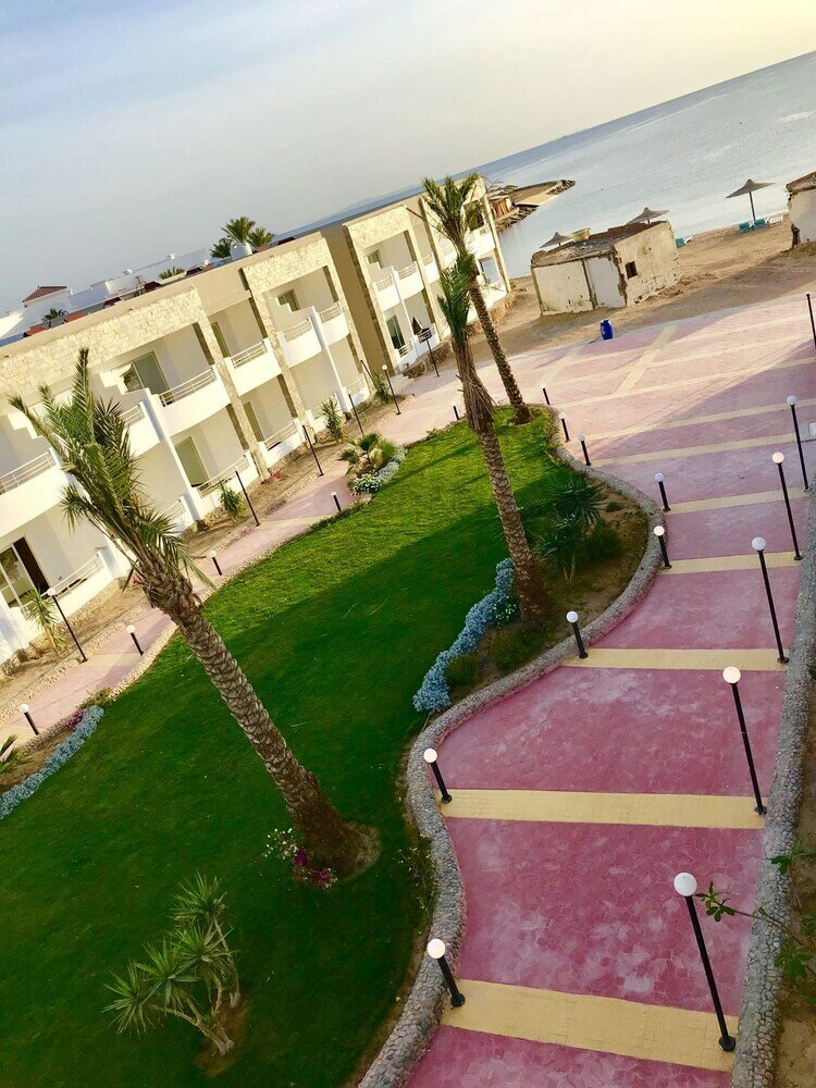 Фото Cecelia Resort