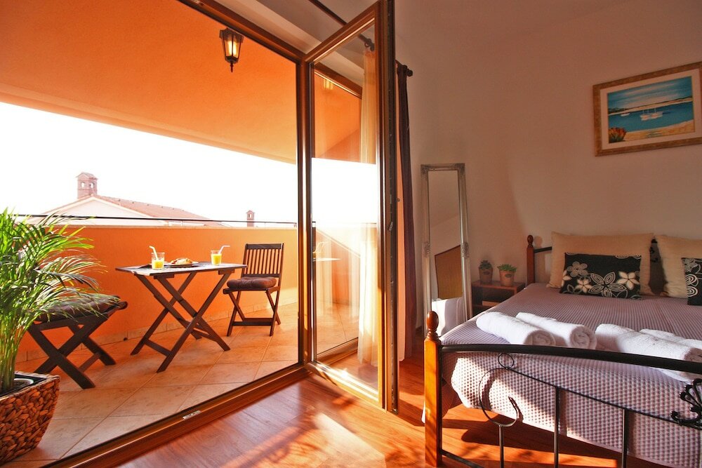 Фото Apartments Irena 1310