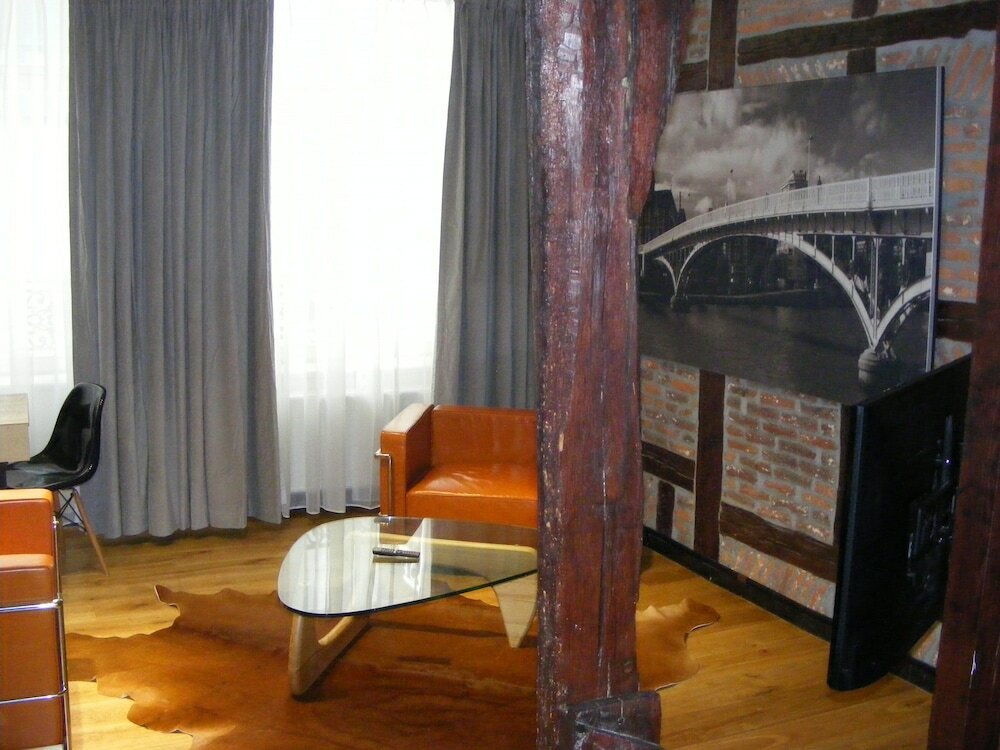 Фото Amosa Liège City Centre Apart Gerardrie 17