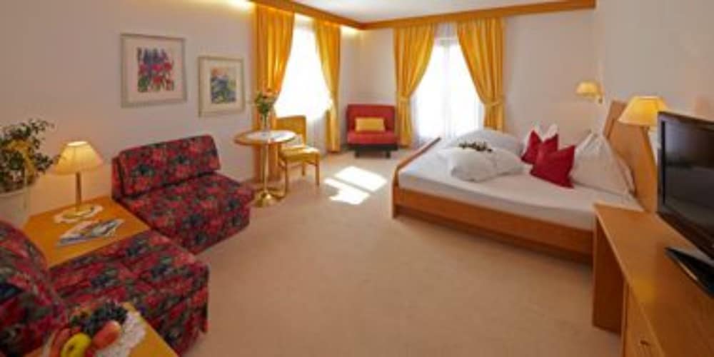 Фото Hotel Mair am Turm