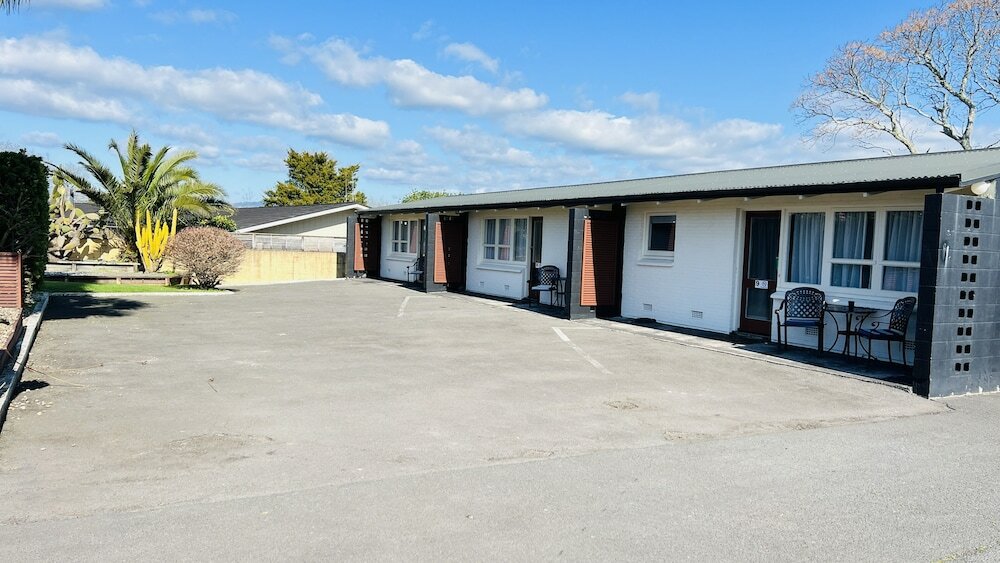 Фото 18th Avenue Thermal Motel