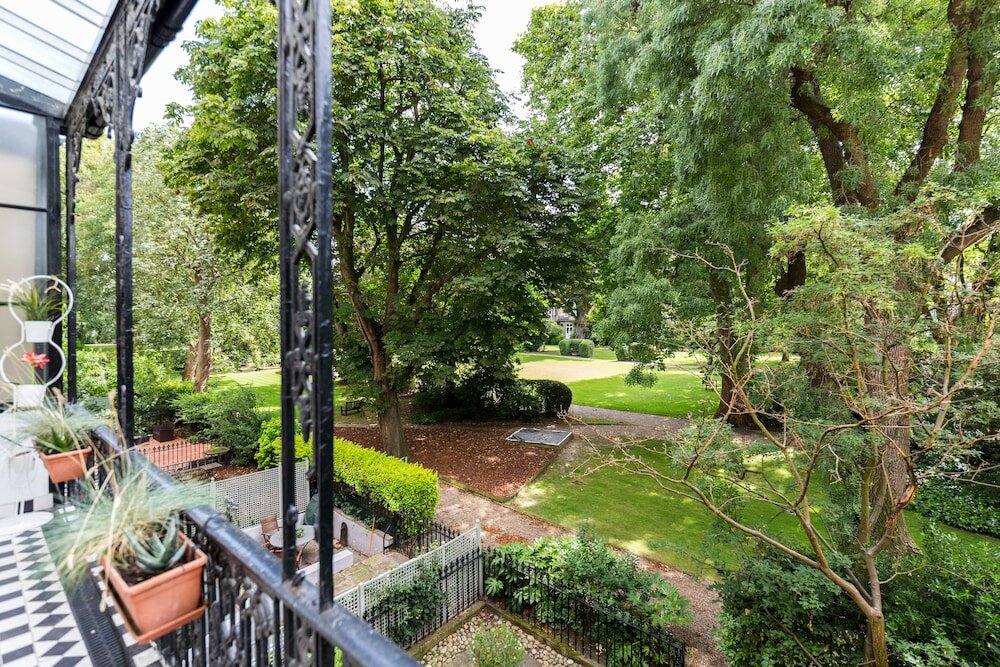 Фото Philbeach Balcony- 2bed flat in Earls Ct