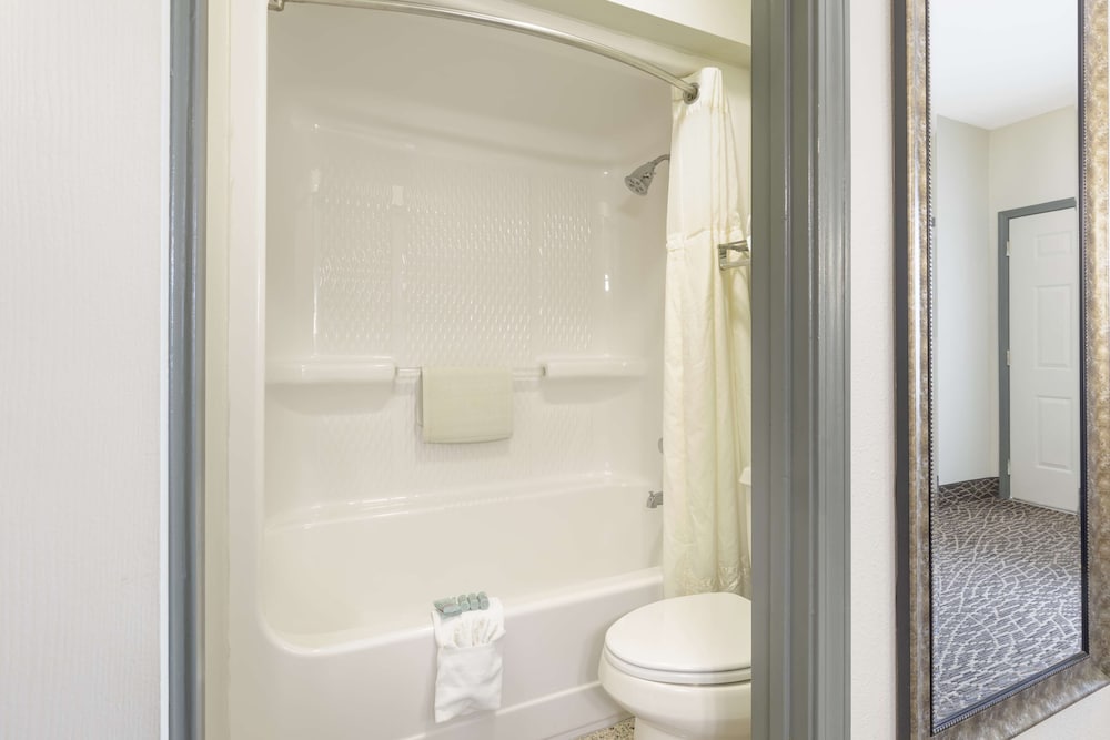 Фото Best Western West Monroe Inn