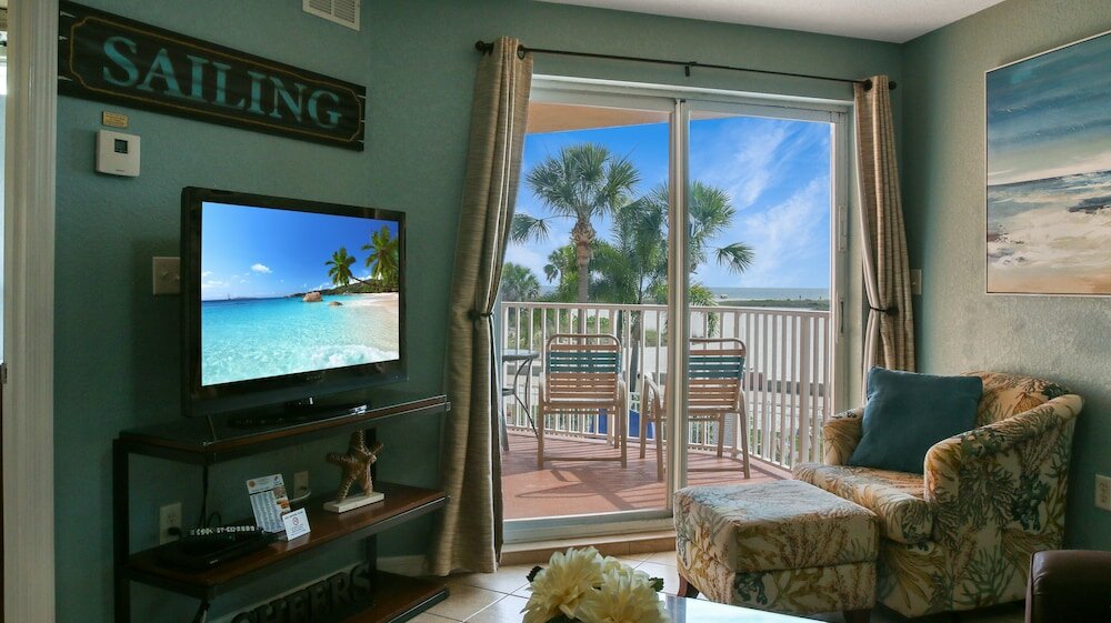 Фото Surf Beach Resort by Sunsational Beach Rentals