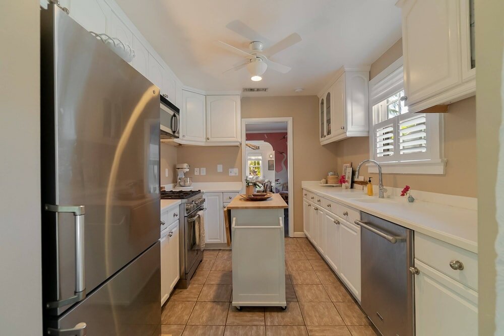 Фото The Palms Cottage Private Pool, Downtown, Beach, The Square