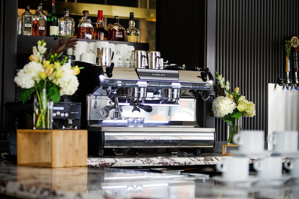 Фото Cyrus Hotel, Topeka, a Tribute Portfolio Hotel