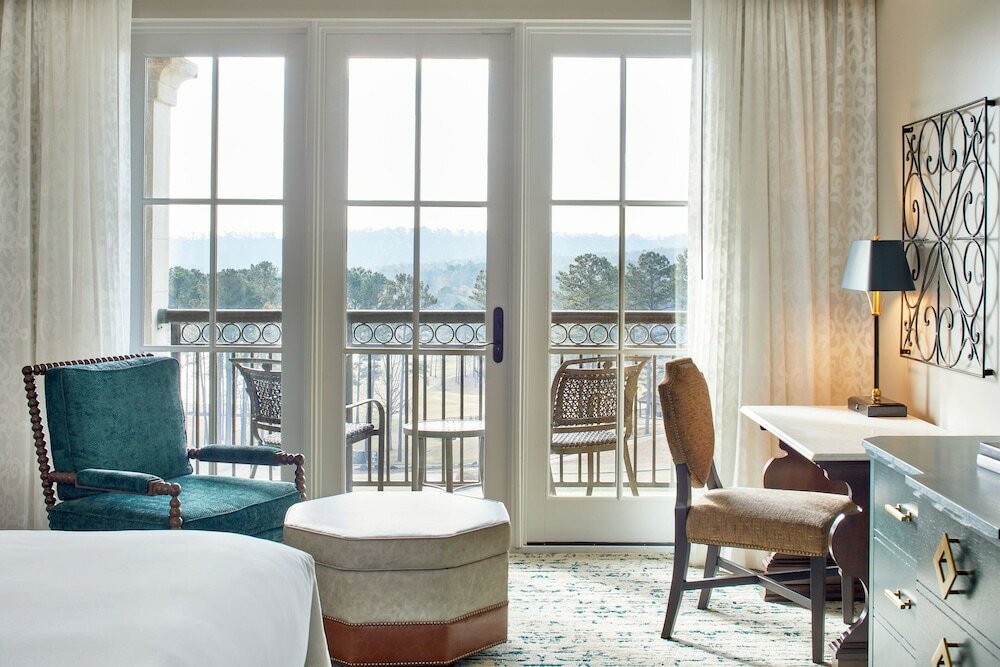 Фото Renaissance Birmingham Ross Bridge Golf Resort & SPA