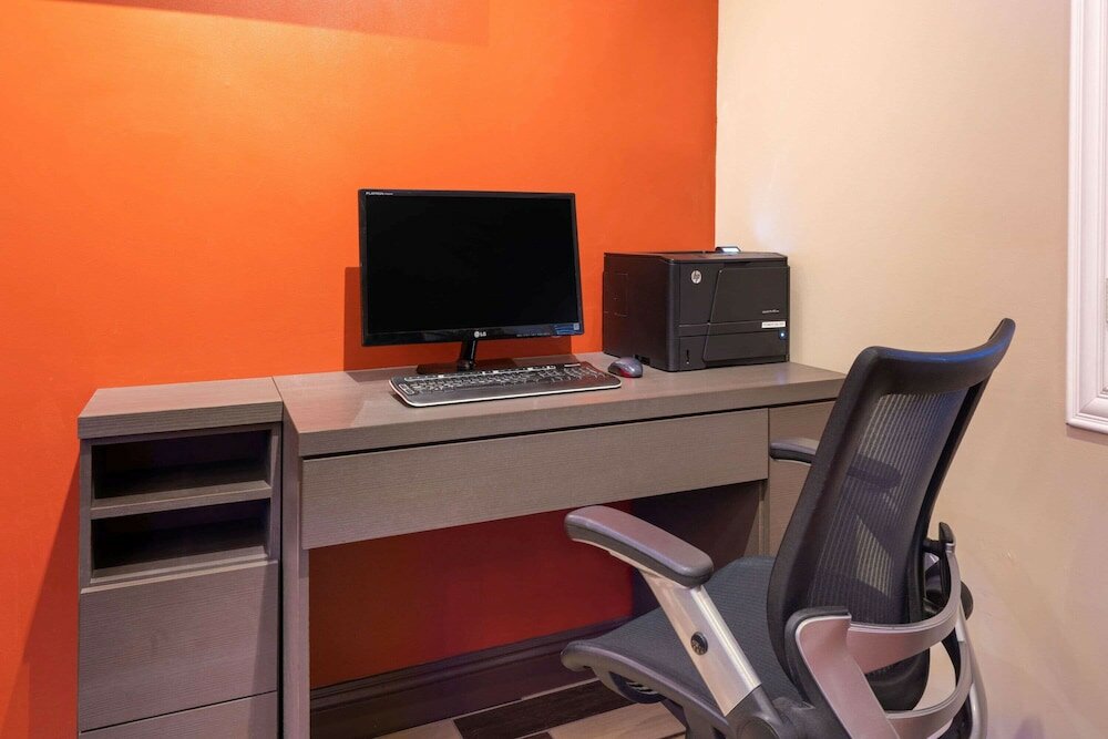 Фото Super 8 by Wyndham San Bruno sf Intl Arpt West