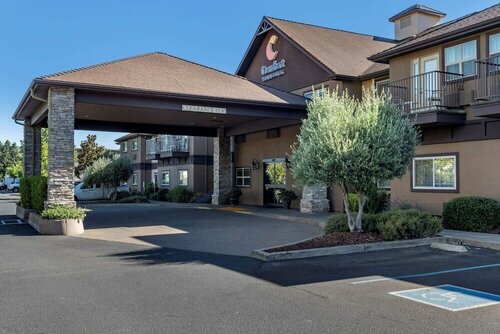 Гостиница Comfort Inn & Suites Ukiah Mendocino County в Юкайа