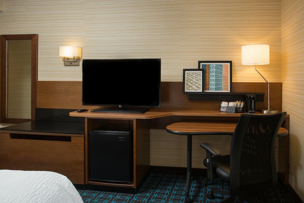 Фото Fairfield Inn by Marriot Manchester-Boston Regional Airport