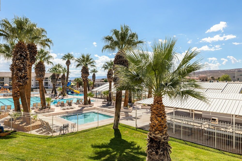 Фото Byron's Overlook