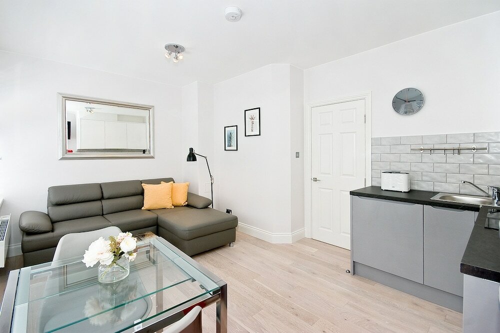 Фото 7 Greek Street by City Living London